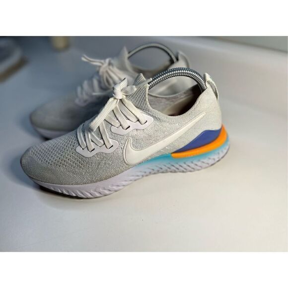 Nike Epic React Flyknit 2 BQ8927-104 Women’s 9.5 White Hyper Jade Gray - Picture 1 of 7